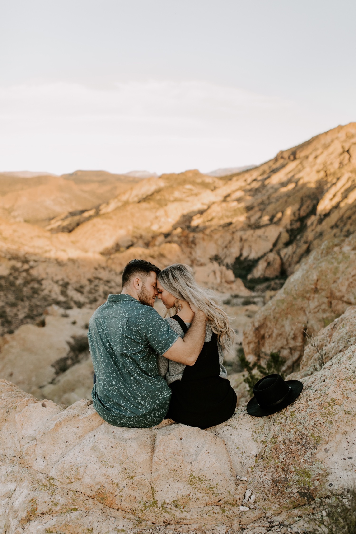 Desert mountain views for this couples engagement session in the Arizona