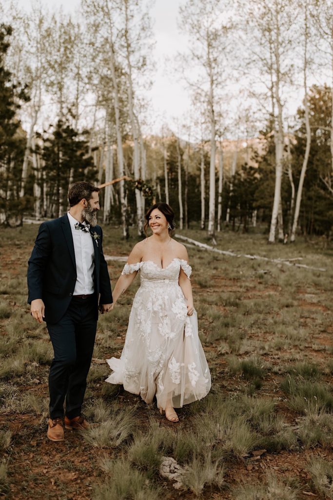 Fall wooded wedding in the aspens