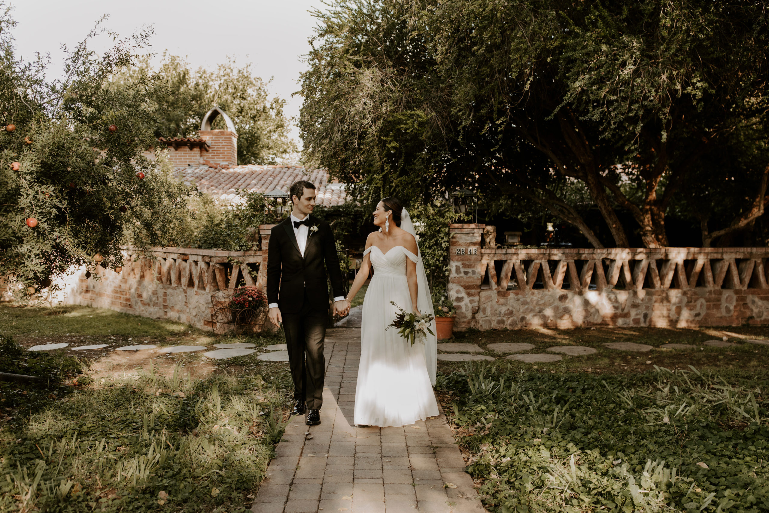 fiesta inspired agua linda farm wedding in tucson arizona